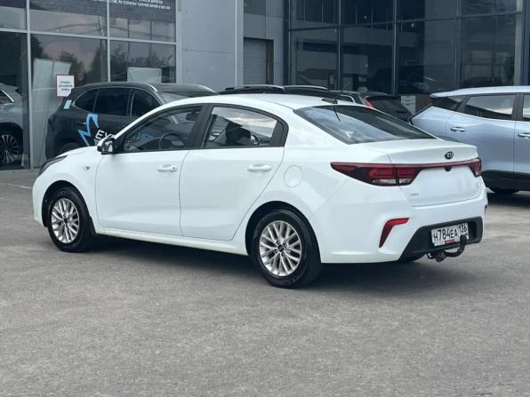 Kia Rio IV с пробегом 2020 года, цена 1 428 000 рублей, 63763 км, седан, Автокод Объявления