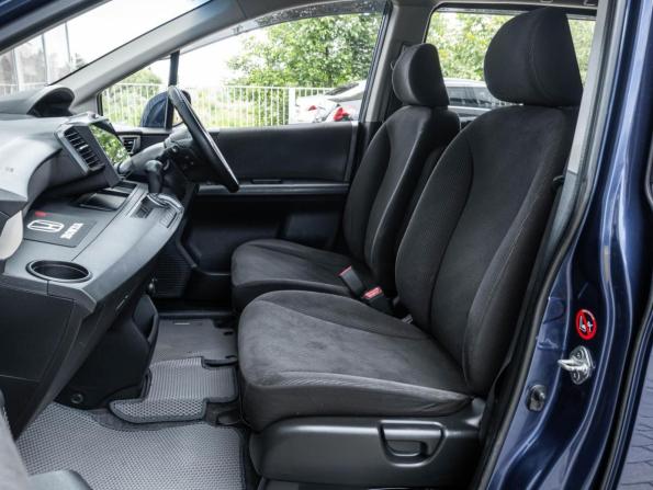 Honda Freed I Рестайлинг с пробегом 2012 года, цена 996 800 рублей, 205750 км, компактвэн, Автокод Объявления