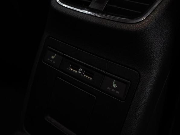 Skoda Octavia III (A7) Рестайлинг с пробегом 2018 года, цена 2 300 000 рублей, 98588 км, лифтбек, Автокод Объявления
