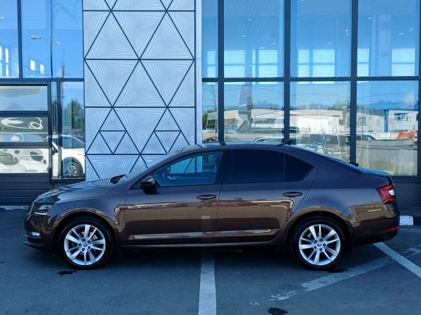 Skoda Octavia III (A7) Рестайлинг с пробегом 2019 года, цена 1 749 000 рублей, 181528 км, лифтбек, Автокод Объявления