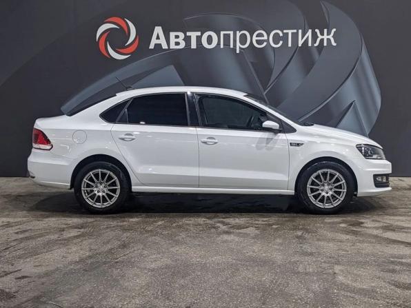 Volkswagen Polo V Рестайлинг с пробегом 2018 года, цена 1 200 000 рублей, 131089 км, седан, Автокод Объявления