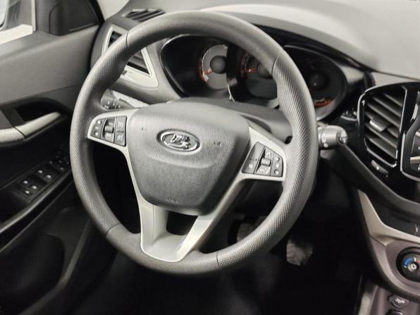 Lada (ВАЗ) Vesta I с пробегом 2019 года, цена 1 070 000 рублей, 73201 км, универсал, Автокод Объявления