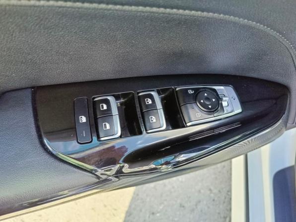 Kia K5 III с пробегом 2020 года, цена 2 609 995 рублей, 102186 км, седан, Автокод Объявления