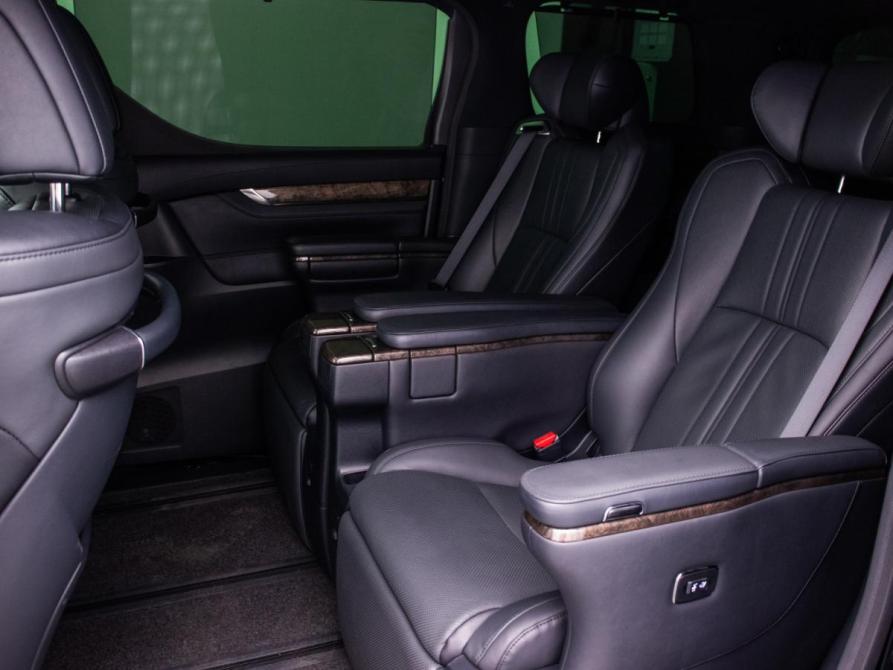 Toyota Alphard III Рестайлинг Москва  - изображение 11