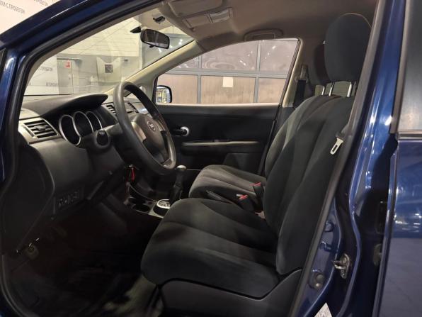Nissan Tiida I Рестайлинг с пробегом 2010 года, цена 549 000 рублей, 300000 км, хэтчбек, Автокод Объявления