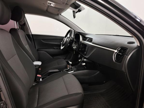Kia Rio IV Рестайлинг с пробегом 2021 года, цена 1 740 000 рублей, 92638 км, хэтчбек, Автокод Объявления