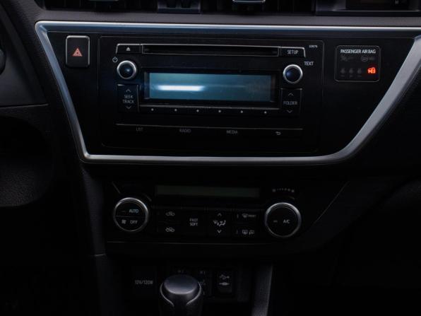 Toyota Auris II с пробегом 2013 года, цена 1 070 000 рублей, 158921 км, хэтчбек, Автокод Объявления
