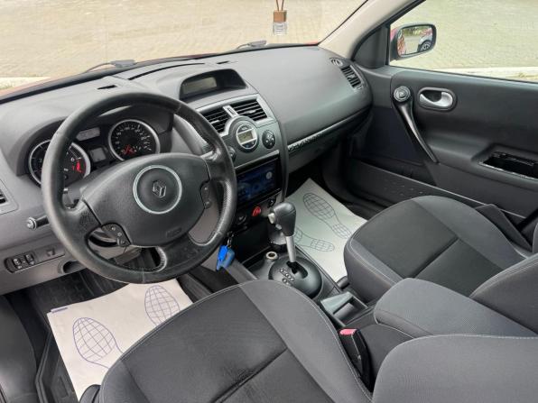 Renault Megane II Рестайлинг с пробегом 2008 года, цена 399 000 рублей, 230000 км, седан, Автокод Объявления