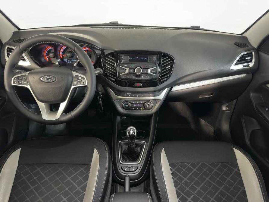 Lada (ВАЗ) Vesta I Великий Новгород  - изображение 9