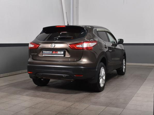 Nissan Qashqai II с пробегом 2015 года, цена 1 264 995 рублей, 106111 км, внедорожник, Автокод Объявления
