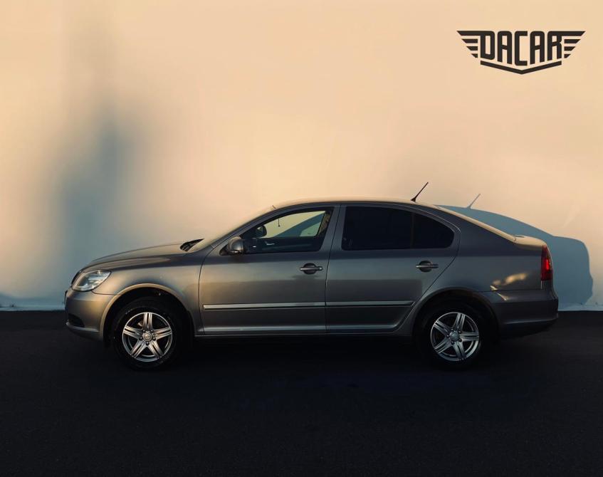 Skoda Octavia II (A5) Рестайлинг Санкт-Петербург  - изображение 4