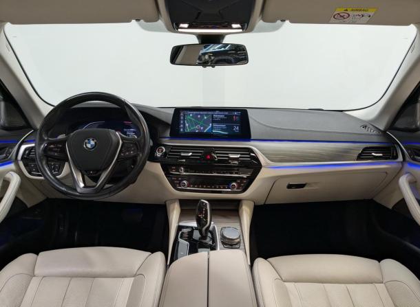BMW 5 серии VII (G30/G31/G38) с пробегом 2019 года, цена 4 075 000 рублей, 68382 км, седан, Автокод Объявления