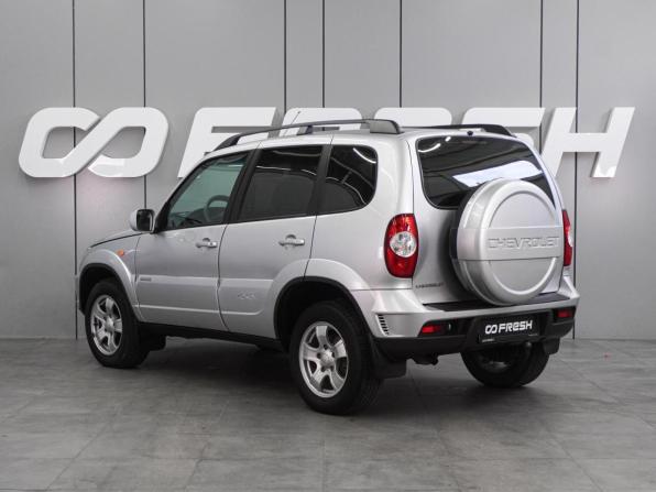 Chevrolet Niva I Рестайлинг с пробегом 2010 года, цена 599 000 рублей, 142064 км, внедорожник, Автокод Объявления