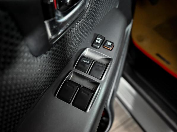 Toyota Hilux VII Рестайлинг с пробегом 2014 года, цена 2 300 000 рублей, 156630 км, пикап, Автокод Объявления