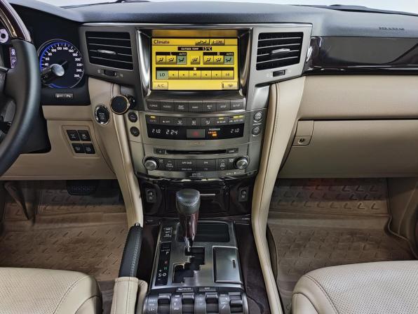 Lexus LX III с пробегом 2009 года, цена 3 200 000 рублей, 241516 км, внедорожник, Автокод Объявления