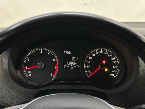 Volkswagen Polo V Рестайлинг с пробегом 2019 года, цена 1 130 000 рублей, 112770 км, седан, Автокод Объявления