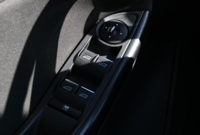 Ford Focus III с пробегом 2013 года, цена 870 000 рублей, 141116 км, хэтчбек, Автокод Объявления