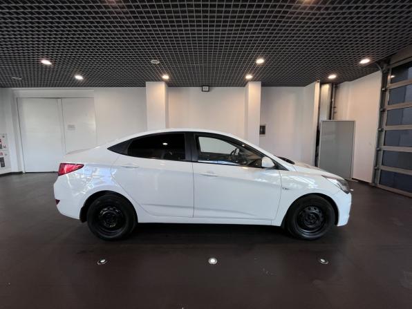 Hyundai Solaris I Рестайлинг с пробегом 2014 года, цена 670 000 рублей, 189684 км, седан, Автокод Объявления