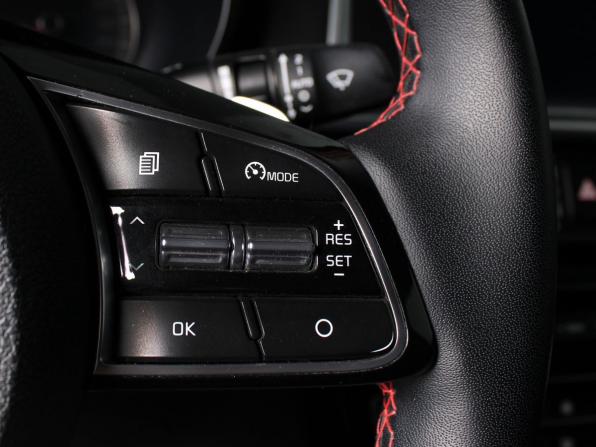 Kia Optima IV Рестайлинг с пробегом 2018 года, цена 1 715 000 рублей, 141200 км, седан, Автокод Объявления
