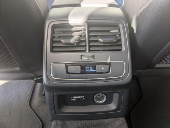 Audi A4 V (B9) Рестайлинг с пробегом 2020 года, цена 3 245 000 рублей, 114649 км, седан, Автокод Объявления