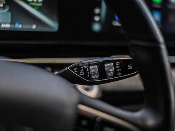 Omoda C5 I с пробегом 2023 года, цена 1 530 000 рублей, 39139 км, внедорожник, Автокод Объявления