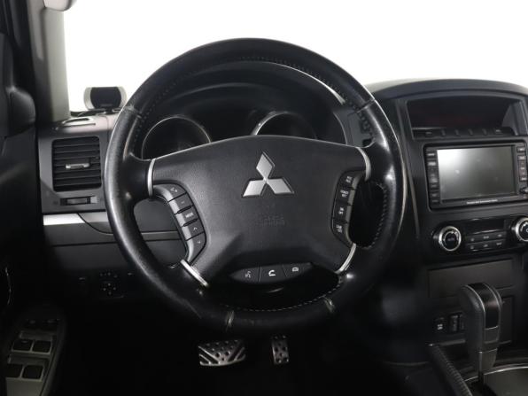 Mitsubishi Pajero IV Рестайлинг 1 с пробегом 2012 года, цена 2 139 000 рублей, 132961 км, внедорожник, Автокод Объявления