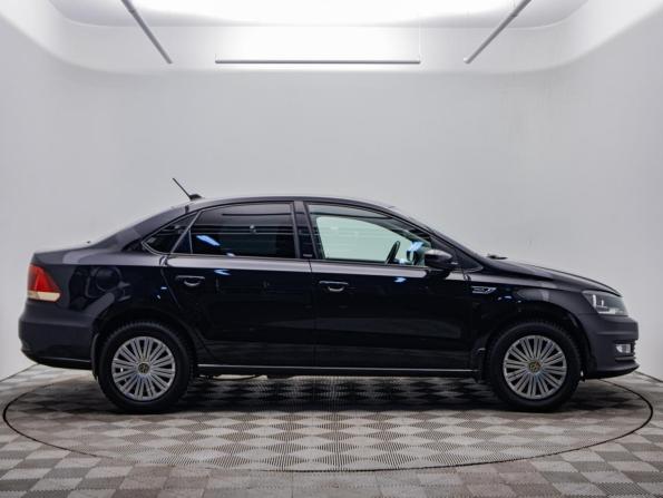 Volkswagen Polo V Рестайлинг с пробегом 2017 года, цена 940 000 рублей, 137063 км, седан, Автокод Объявления