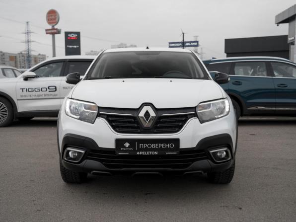 Renault Logan II Рестайлинг с пробегом 2019 года, цена 1 095 000 рублей, 84648 км, седан, Автокод Объявления