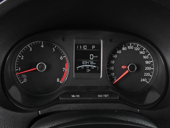 Volkswagen Polo V Рестайлинг с пробегом 2016 года, цена 1 329 000 рублей, 83478 км, седан, Автокод Объявления