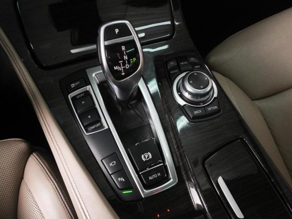 BMW 5 серии VI (F10/F11/F07) с пробегом 2010 года, цена 2 469 000 рублей, 274278 км, седан, Автокод Объявления