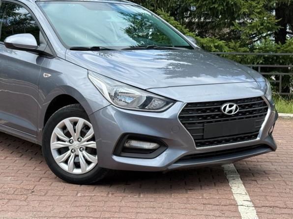 Hyundai Solaris II с пробегом 2017 года, цена 1 179 000 рублей, 92000 км, седан, Автокод Объявления