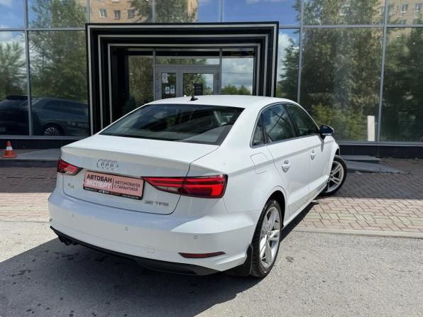 Audi A3 III (8V) Рестайлинг с пробегом 2019 года, цена 2 350 000 рублей, 40275 км, седан, Автокод Объявления