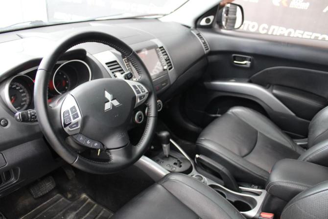 Mitsubishi Outlander II с пробегом 2008 года, цена 1 098 000 рублей, 211000 км, внедорожник, Автокод Объявления