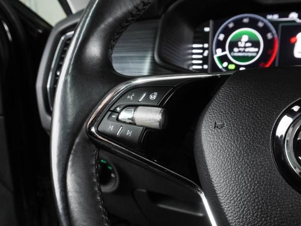 Skoda Kodiaq I с пробегом 2021 года, цена 3 175 000 рублей, 136738 км, внедорожник, Автокод Объявления
