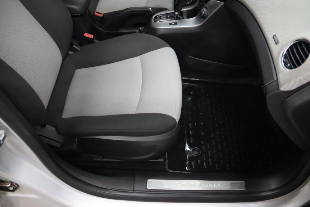 Chevrolet Cruze I Сургут  - изображение 13