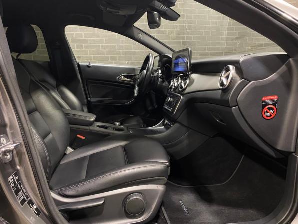 Mercedes-Benz CLA I (C117 X117) Рестайлинг с пробегом 2018 года, цена 2 499 000 рублей, 82225 км, седан, Автокод Объявления