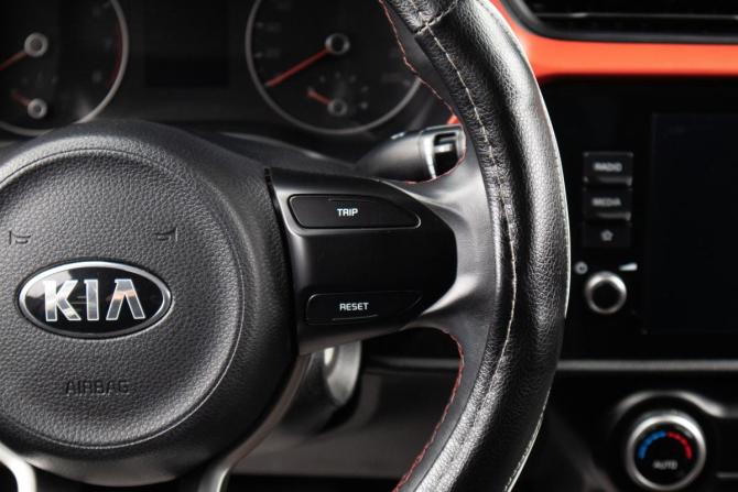 Kia Rio IV Рестайлинг с пробегом 2021 года, цена 1 779 000 рублей, 105000 км, седан, Автокод Объявления