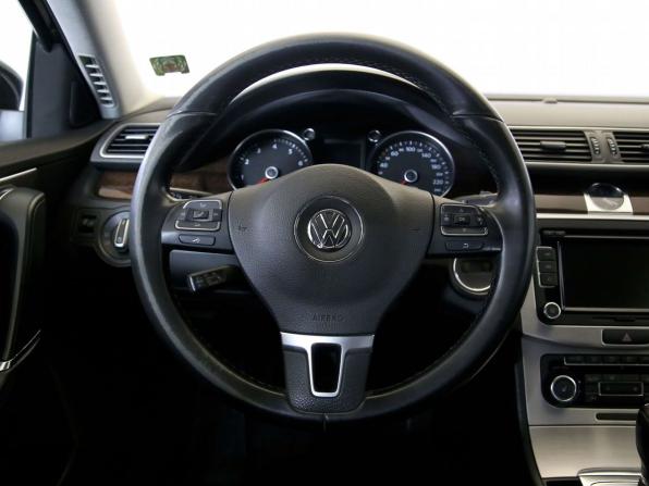 Volkswagen Passat B7 с пробегом 2011 года, цена 920 000 рублей, 255595 км, седан, Автокод Объявления