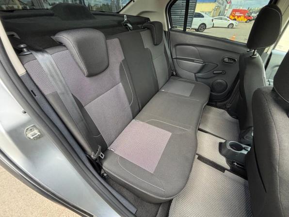Renault Logan II Рестайлинг с пробегом 2021 года, цена 1 350 000 рублей, 54250 км, седан, Автокод Объявления