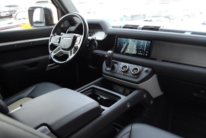 Land Rover Defender II с пробегом 2021 года, цена 6 195 000 рублей, 84097 км, внедорожник, Автокод Объявления