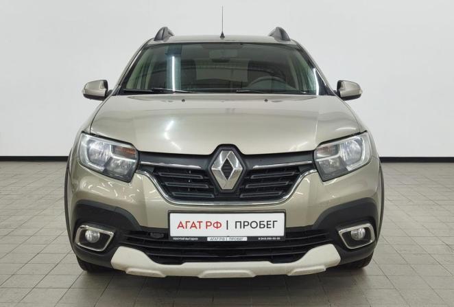 Renault Sandero II Рестайлинг с пробегом 2018 года, цена 919 000 рублей, 209225 км, хэтчбек, Автокод Объявления