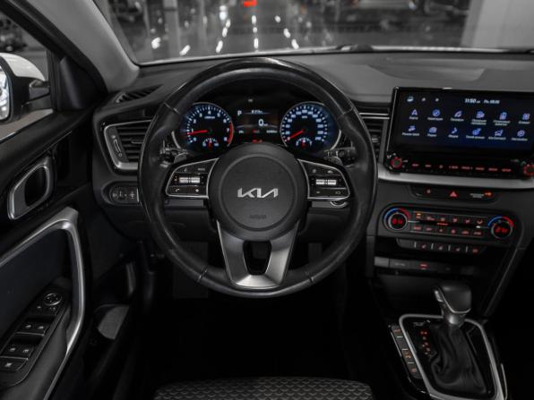 Kia Ceed III Рестайлинг с пробегом 2022 года, цена 2 390 000 рублей, 52479 км, хэтчбек, Автокод Объявления