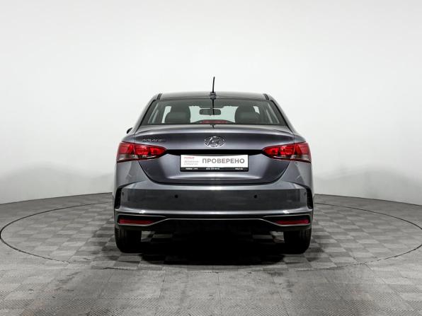 Hyundai Solaris II Рестайлинг с пробегом 2021 года, цена 1 690 000 рублей, 24479 км, седан, Автокод Объявления