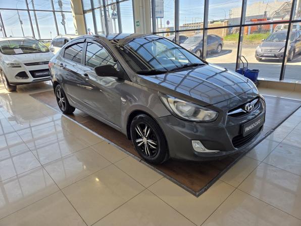 Hyundai Solaris I с пробегом 2011 года, цена 549 000 рублей, 215561 км, седан, Автокод Объявления