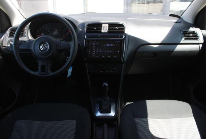 Volkswagen Polo V с пробегом 2014 года, цена 890 000 рублей, 198032 км, седан, Автокод Объявления