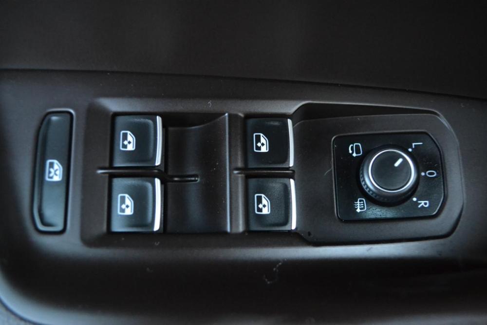 Volkswagen Passat B8 Старый Оскол  - изображение 17
