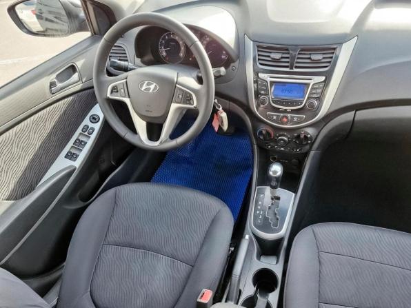 Hyundai Solaris I с пробегом 2011 года, цена 735 000 рублей, 207822 км, седан, Автокод Объявления