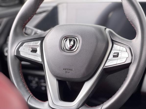 Changan Eado Plus с пробегом 2023 года, цена 1 305 000 рублей, 85347 км, седан, Автокод Объявления