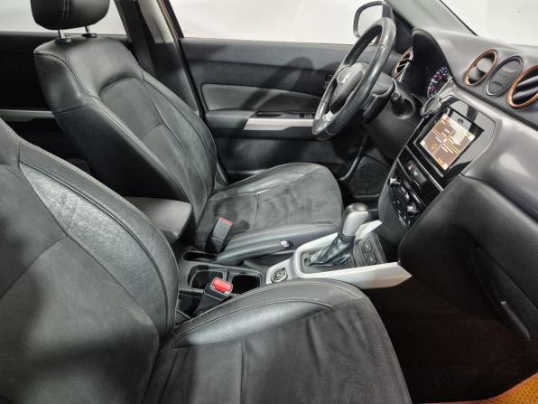 Suzuki Vitara II с пробегом 2015 года, цена 1 390 000 рублей, 197952 км, внедорожник, Автокод Объявления