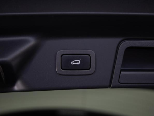 Land Rover Range Rover Velar I с пробегом 2020 года, цена 3 999 999 рублей, 75661 км, внедорожник, Автокод Объявления